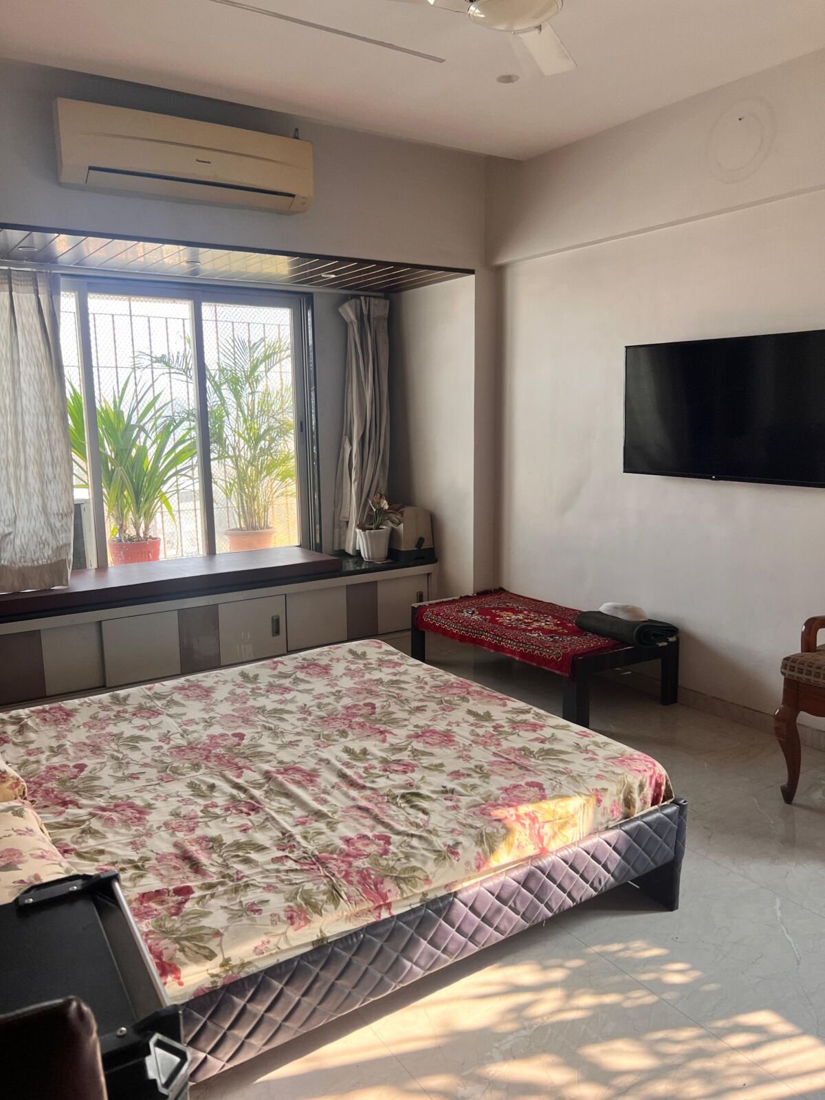 1000490802 Neelsiddi vista