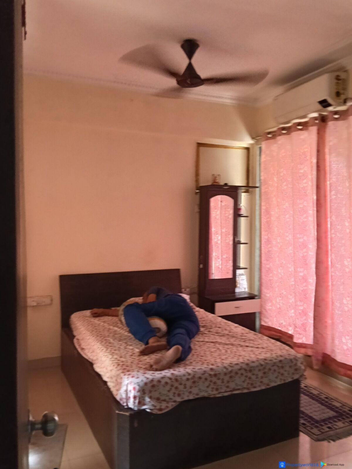 available 2bhk flat for rent in Kharghar